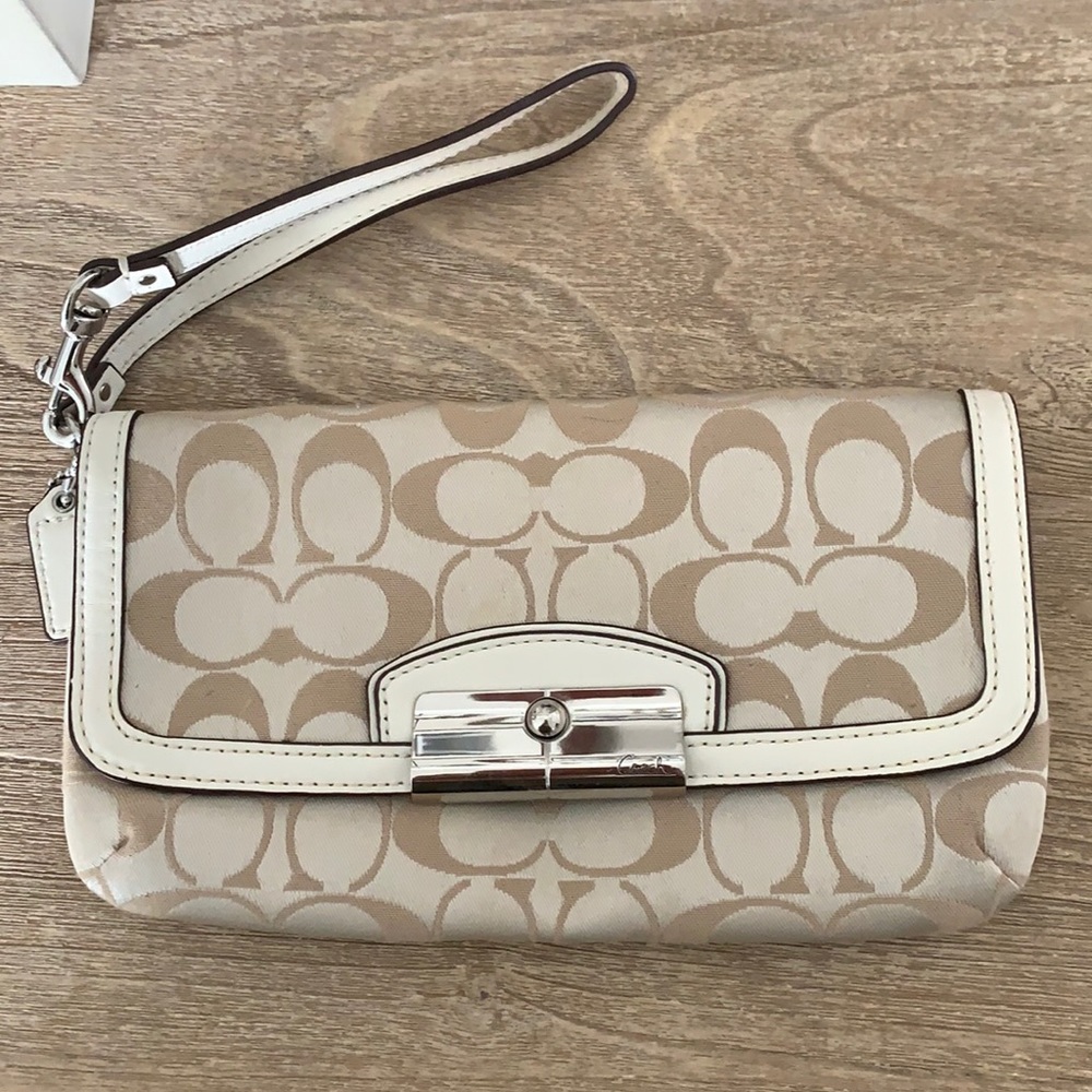 Authentic Coach wristlet without tags